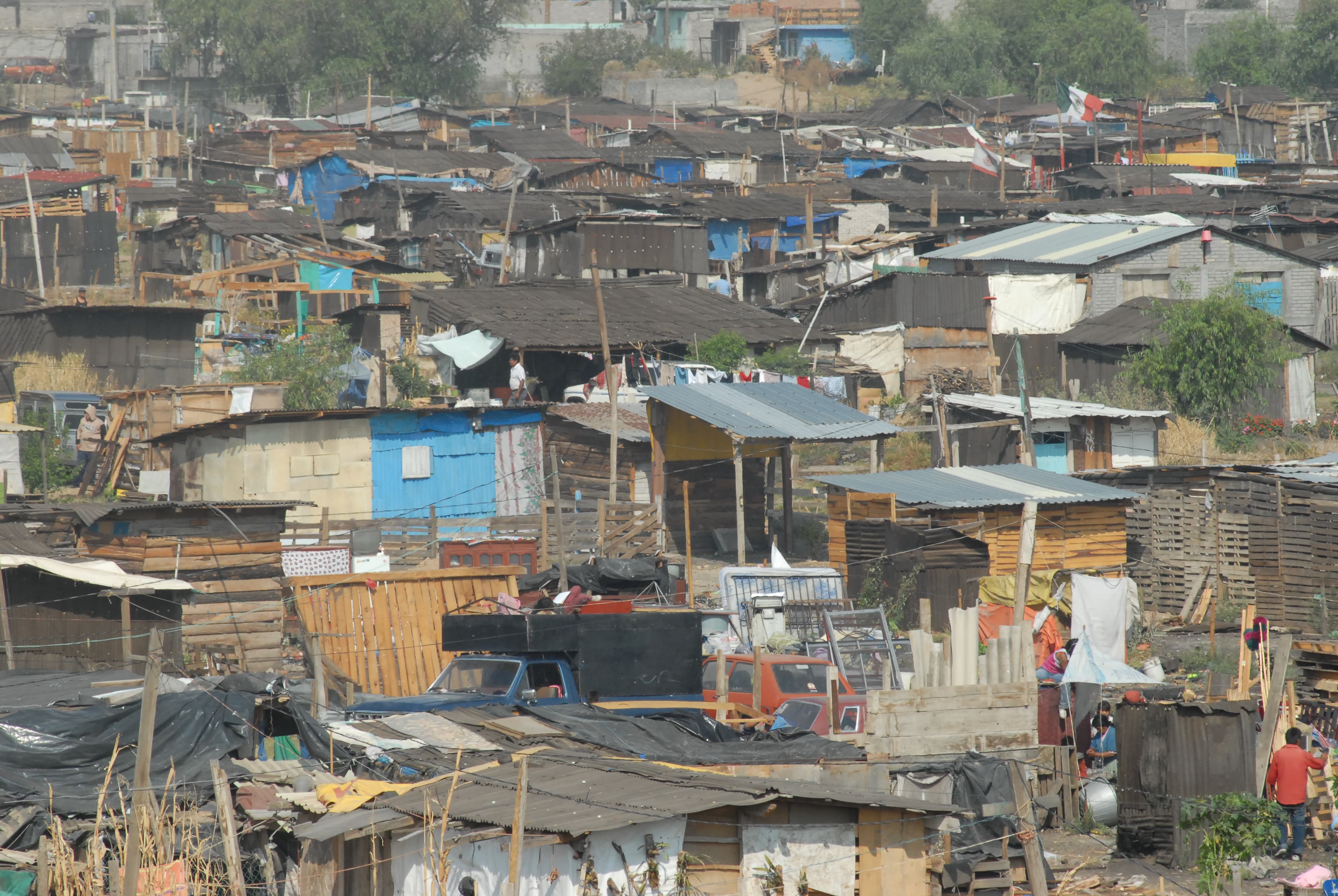 Urban slums (Source: Michel Traverse)